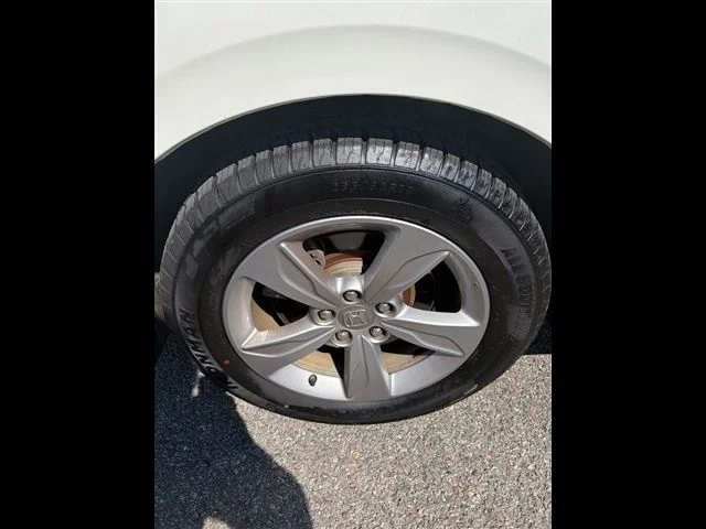 Used 2020 White Honda EX-L image 19