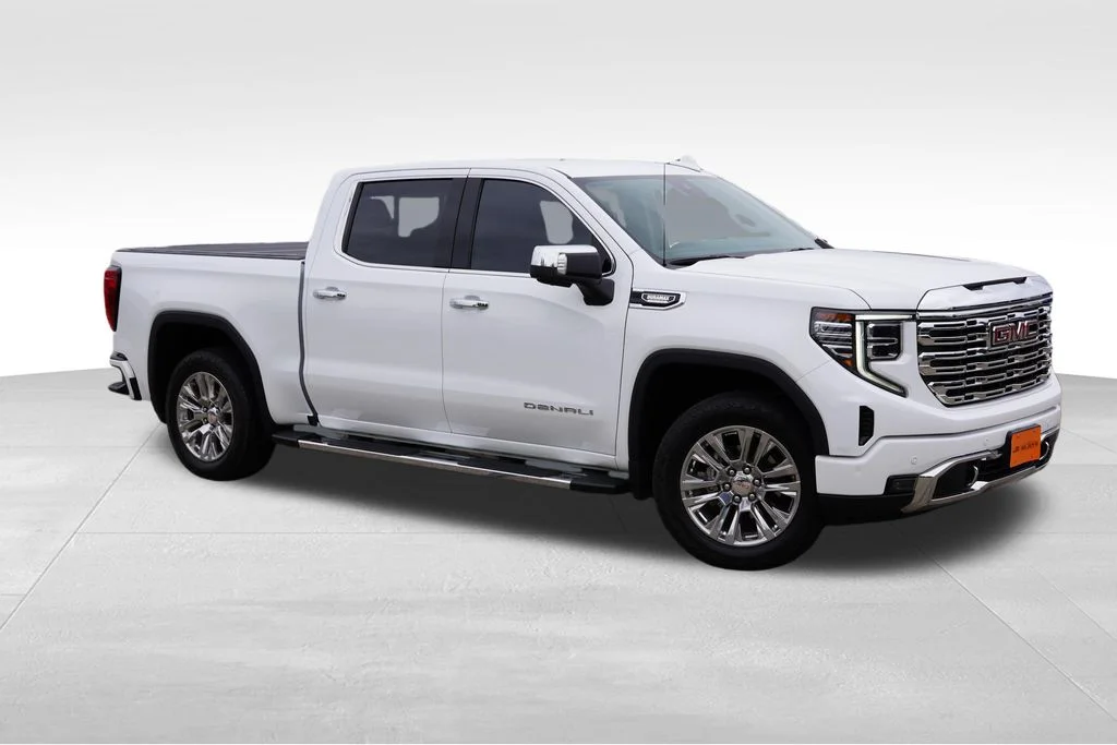 Used 2023 Summit White GMC Denali image 2