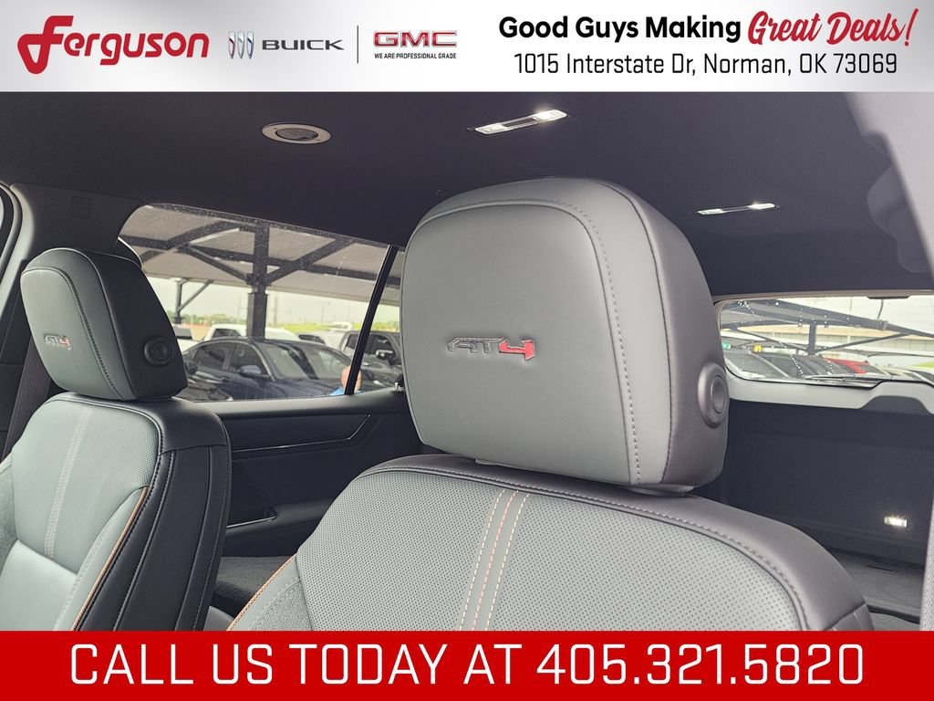 2026 GMC Acadia AT4 - Photo 17
