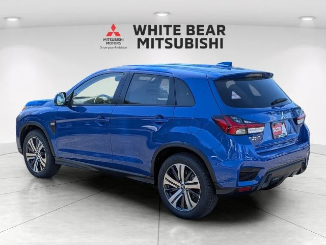 New 2027 Octane Blue Metallic Mitsubishi 2.0 ES 2WD image 2