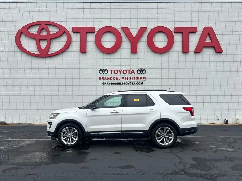 Used 2018 White Ford XLT image 4