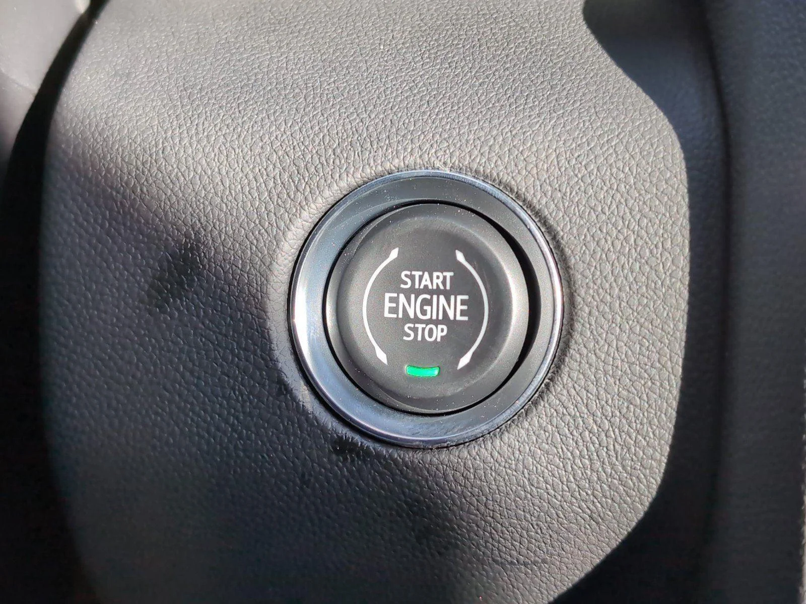 New 2026 Summit White GMC Elevation image 19