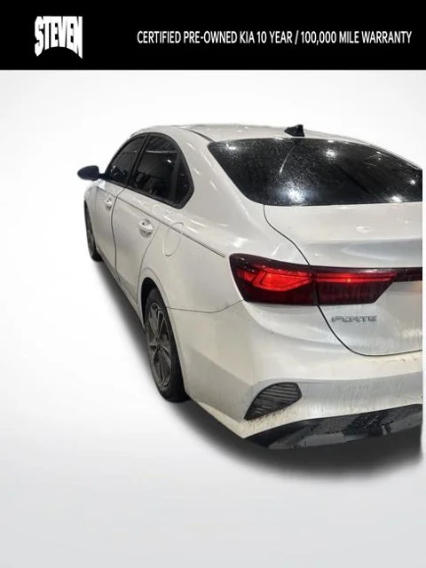 Used 2024 White Kia LXS image 8
