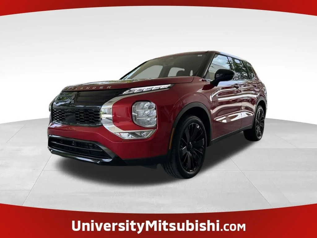 2026 Mitsubishi Outlander LE FWD's photo