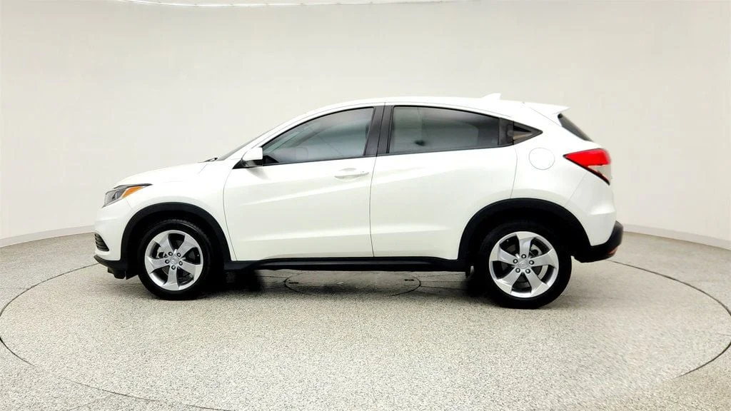 Used 2021 Platinum White Pearl Honda LX 2WD CVT image 8