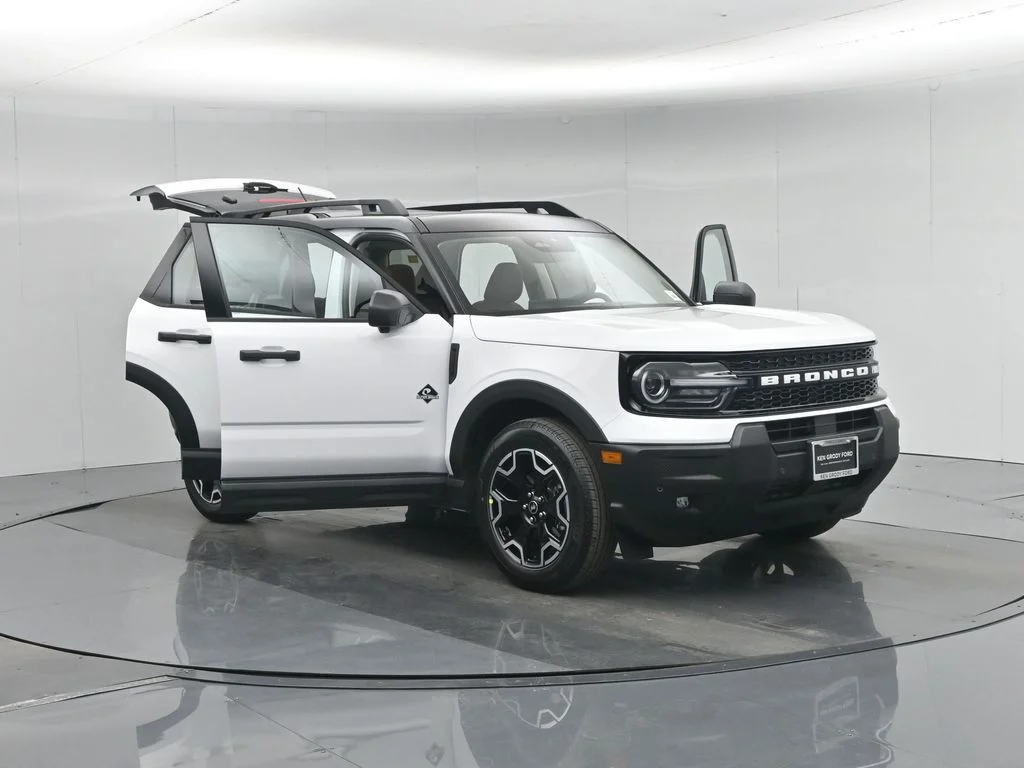 New 2026 Oxford White Ford Outer Banks image 37