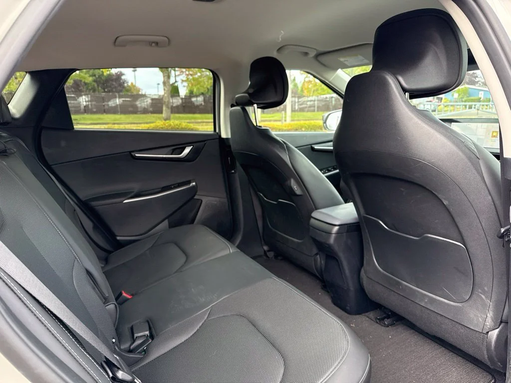 Used 2023 Glacier Kia Wind image 22