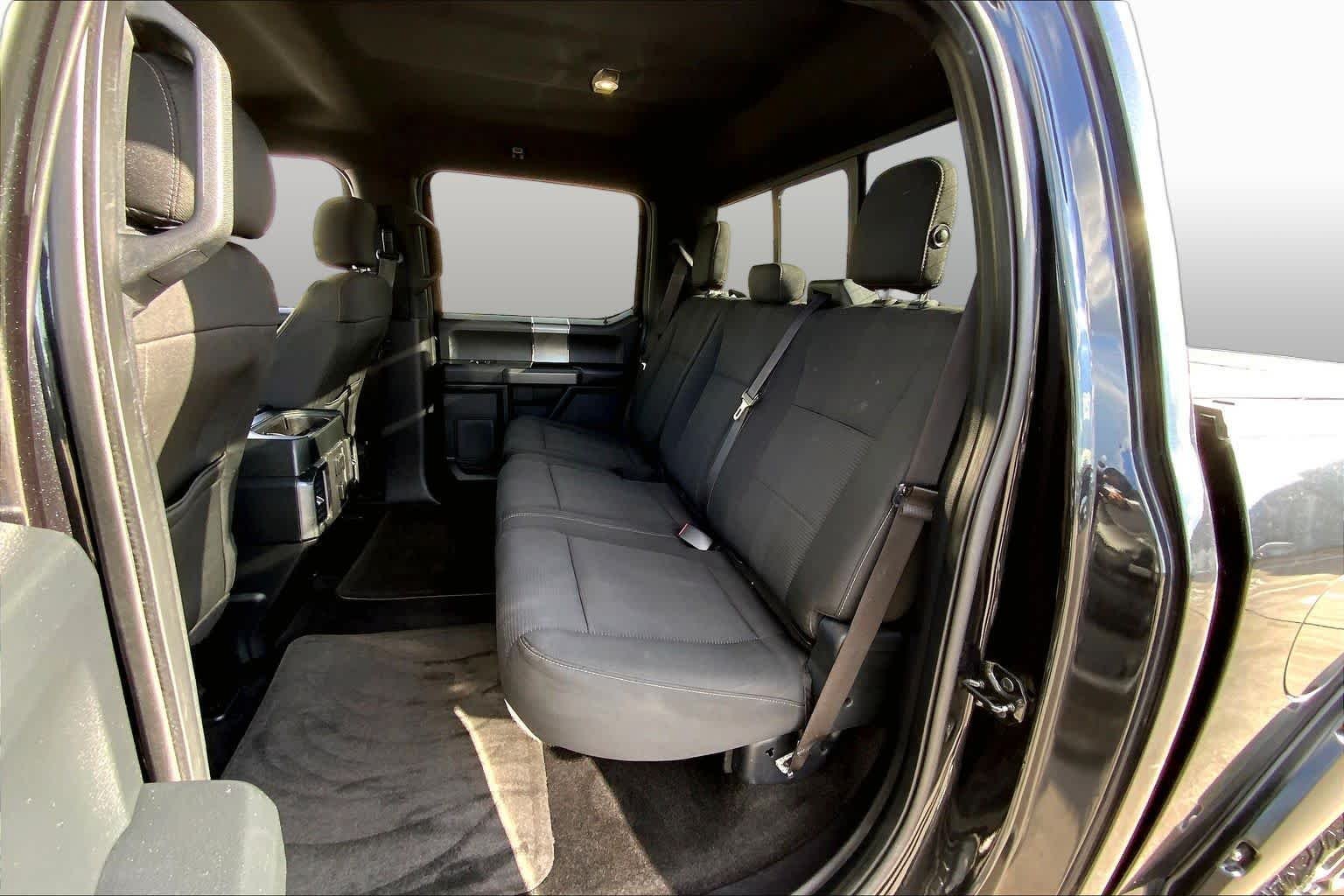 Used 2015 Tuxedo Black Metallic Ford XLT image 19