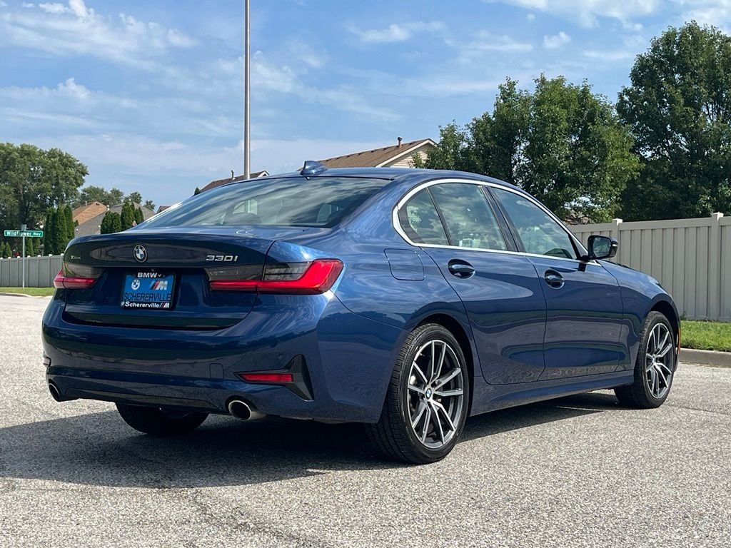 Used 2021 Phytonic Blue Metallic BMW 330i xDrive image 7