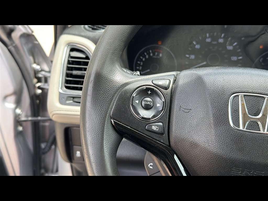 Used 2018  Honda EX image 13