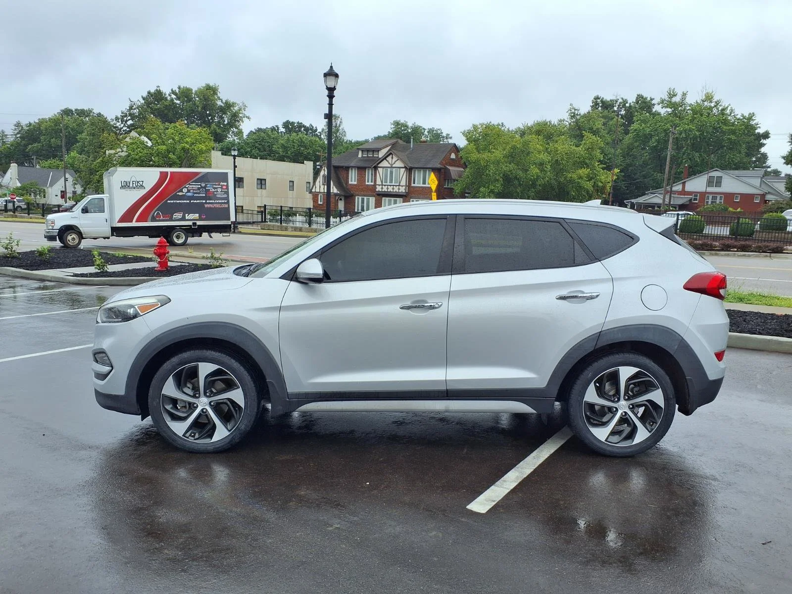 Used 2018  Hyundai Limited image 27