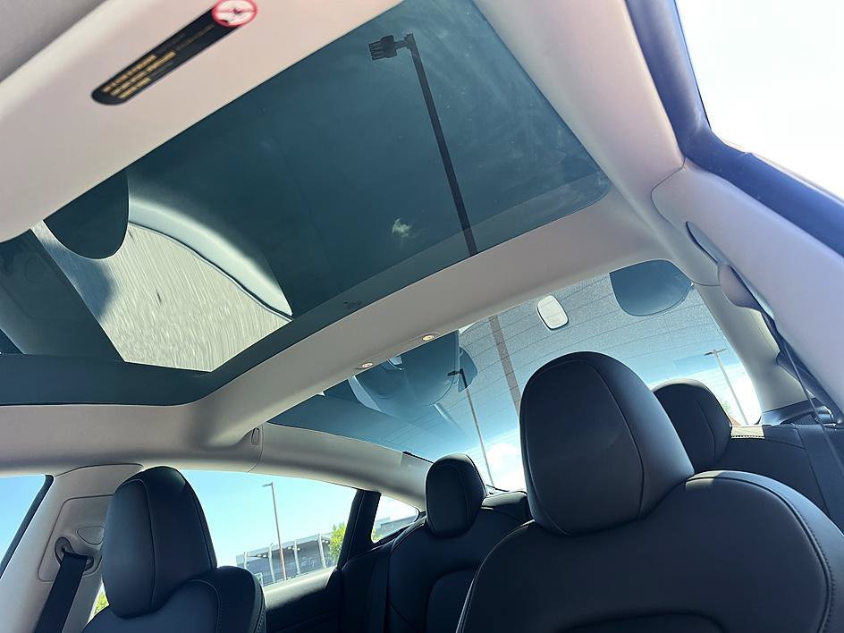 Used 2023 Pearl White Multi-Coat Tesla Base image 19