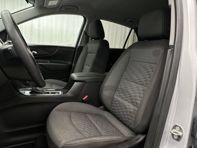 Used 2018 SILVER ICE METALLIC Chevrolet LT image 15