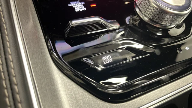 New 2026 High Gloss Black Exterior Paint Jeep  image 36
