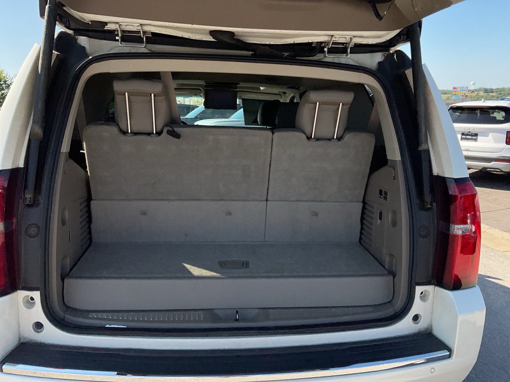 Used 2015 White Diamond Tricoat Chevrolet LTZ image 18