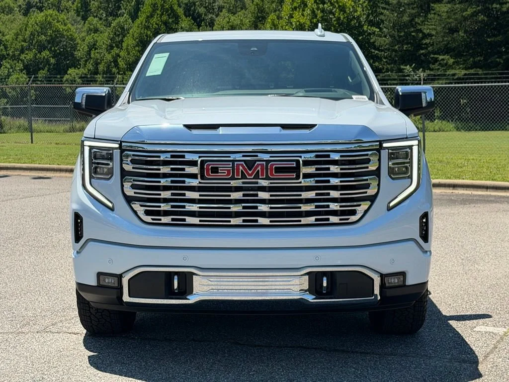 New 2026 Glacier White Tricoat GMC Denali image 33