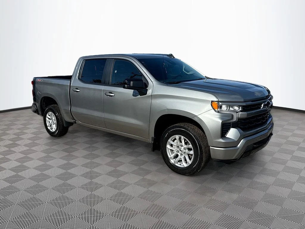 Used 2026 Gray Chevrolet RST image 4