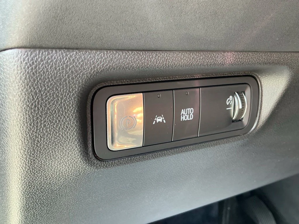 Used 2024  Honda EX image 27
