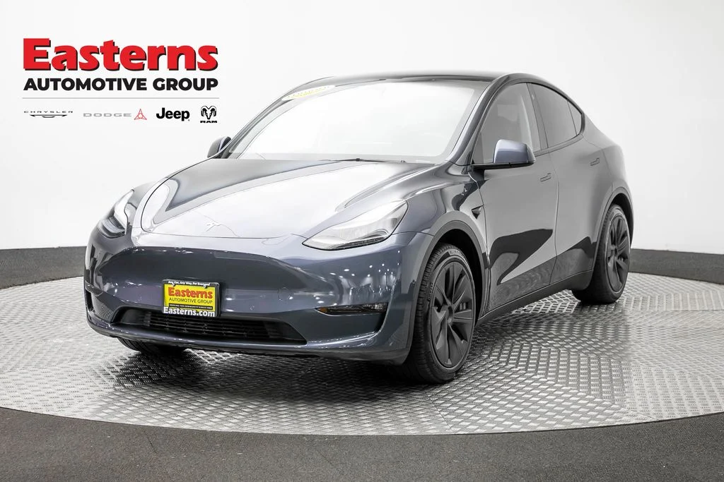 Used 2022 Gray Tesla Long Range image 1