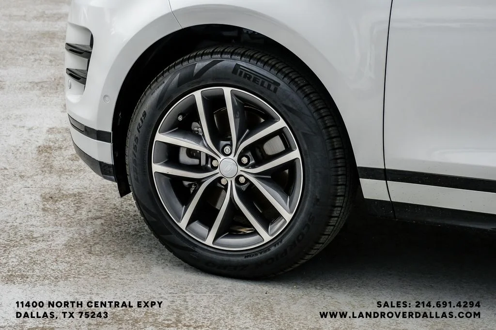 Used 2026 White Land Rover Dynamic image 62