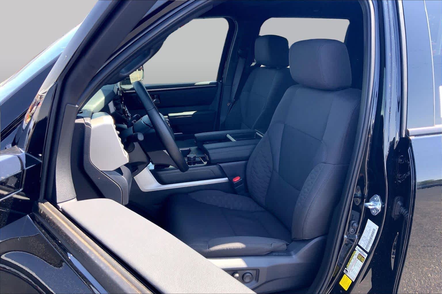 New 2026 Midnight Black Metallic Toyota SR5 image 9