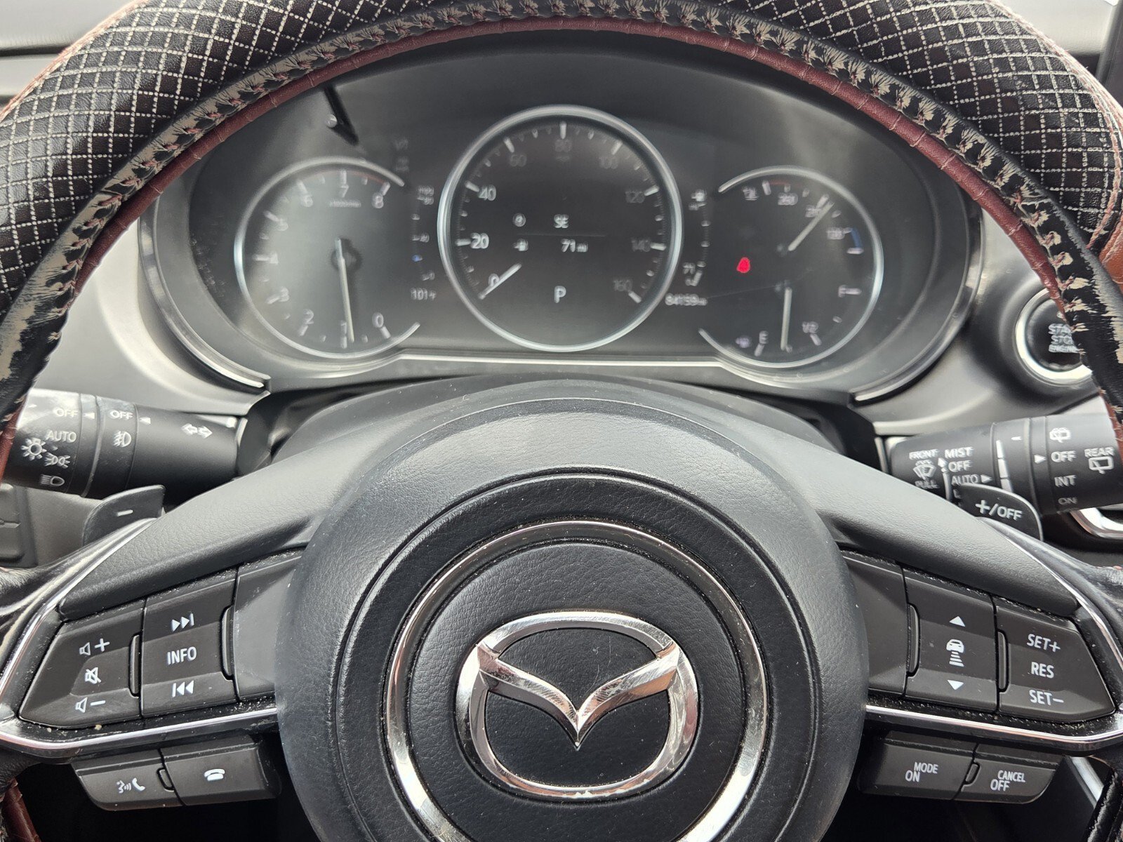 Used 2022 Polymetal Gray Metallic Mazda Carbon Edition image 24