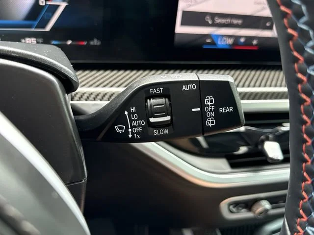 Used 2025 Black Sapphire Me BMW M60i image 22