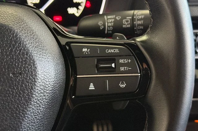 Used 2022 Platinum White Pearl Honda Sport image 31