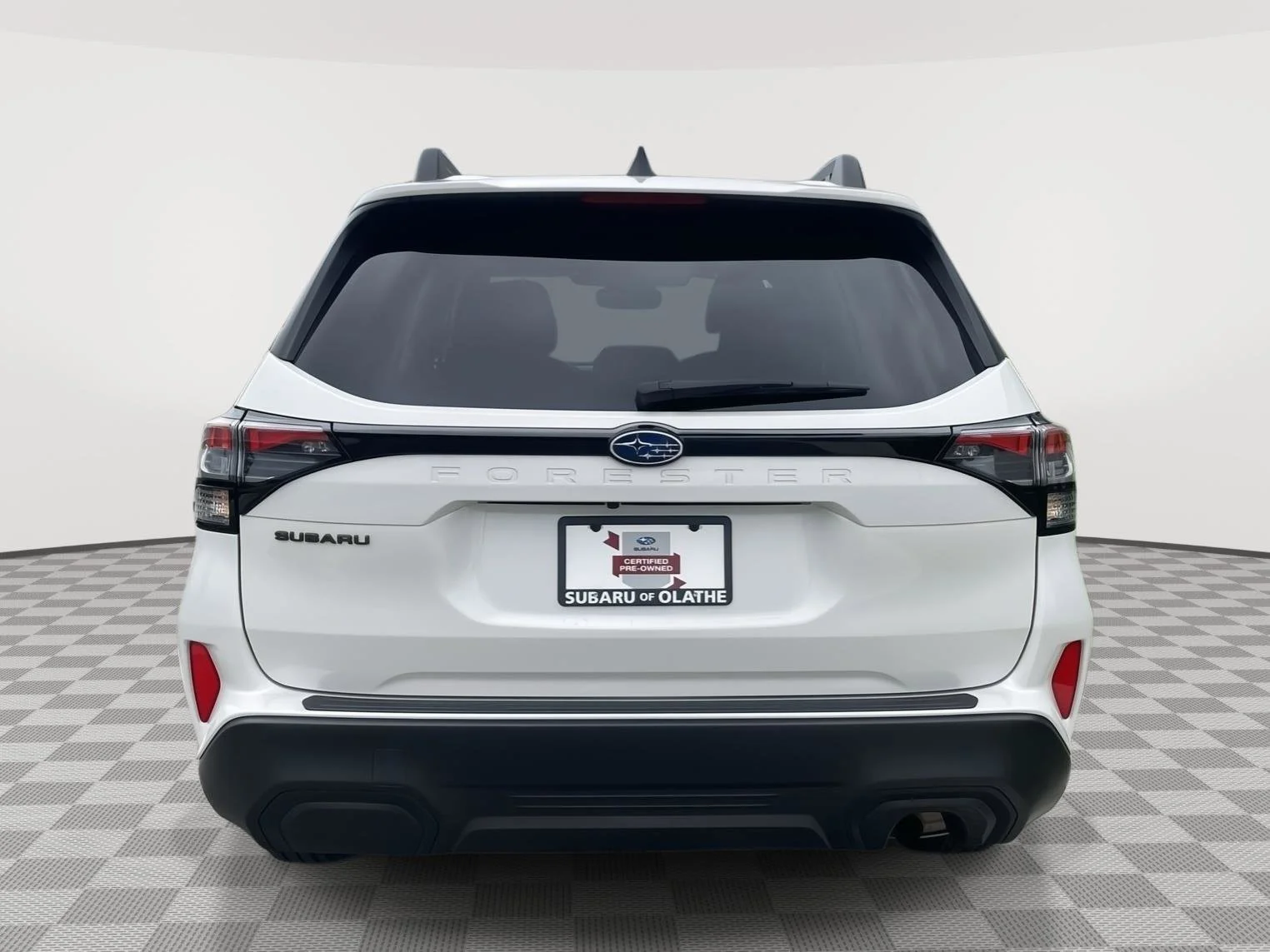 Certified Used 2025 Crystal White Pearl Subaru Premium image 26