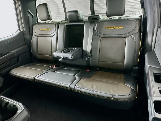 New 2026 White Ford Tremor image 12