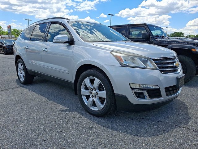 2017 Chevrolet Traverse LT