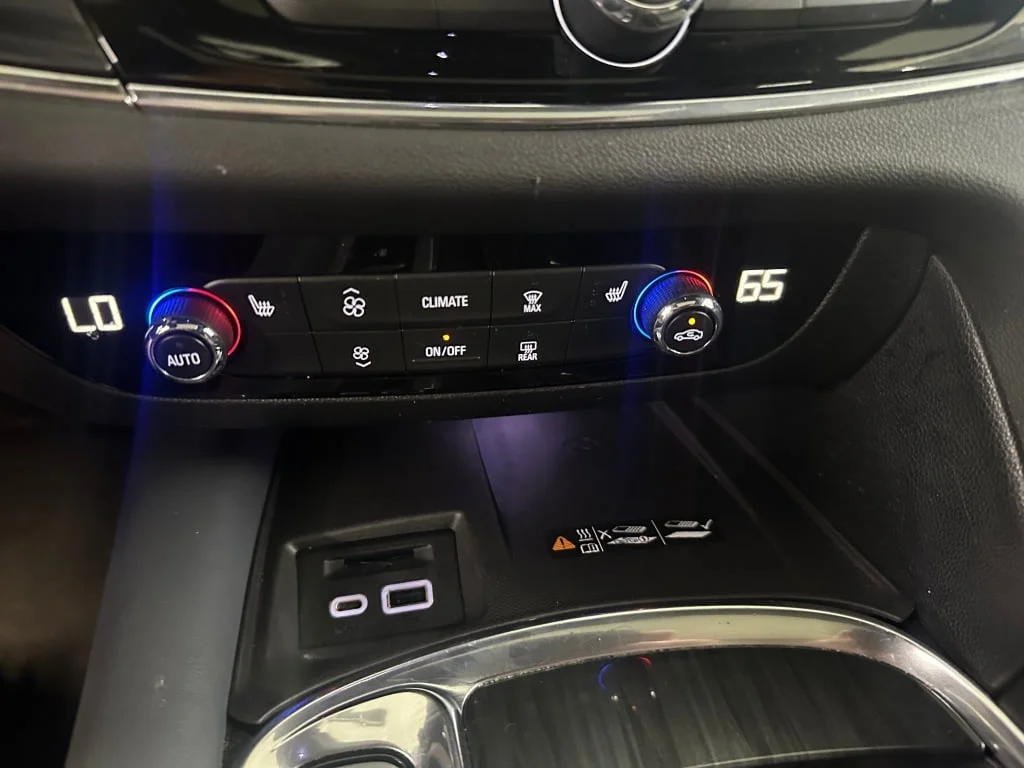 2024 Buick Enclave Essence - Photo 17