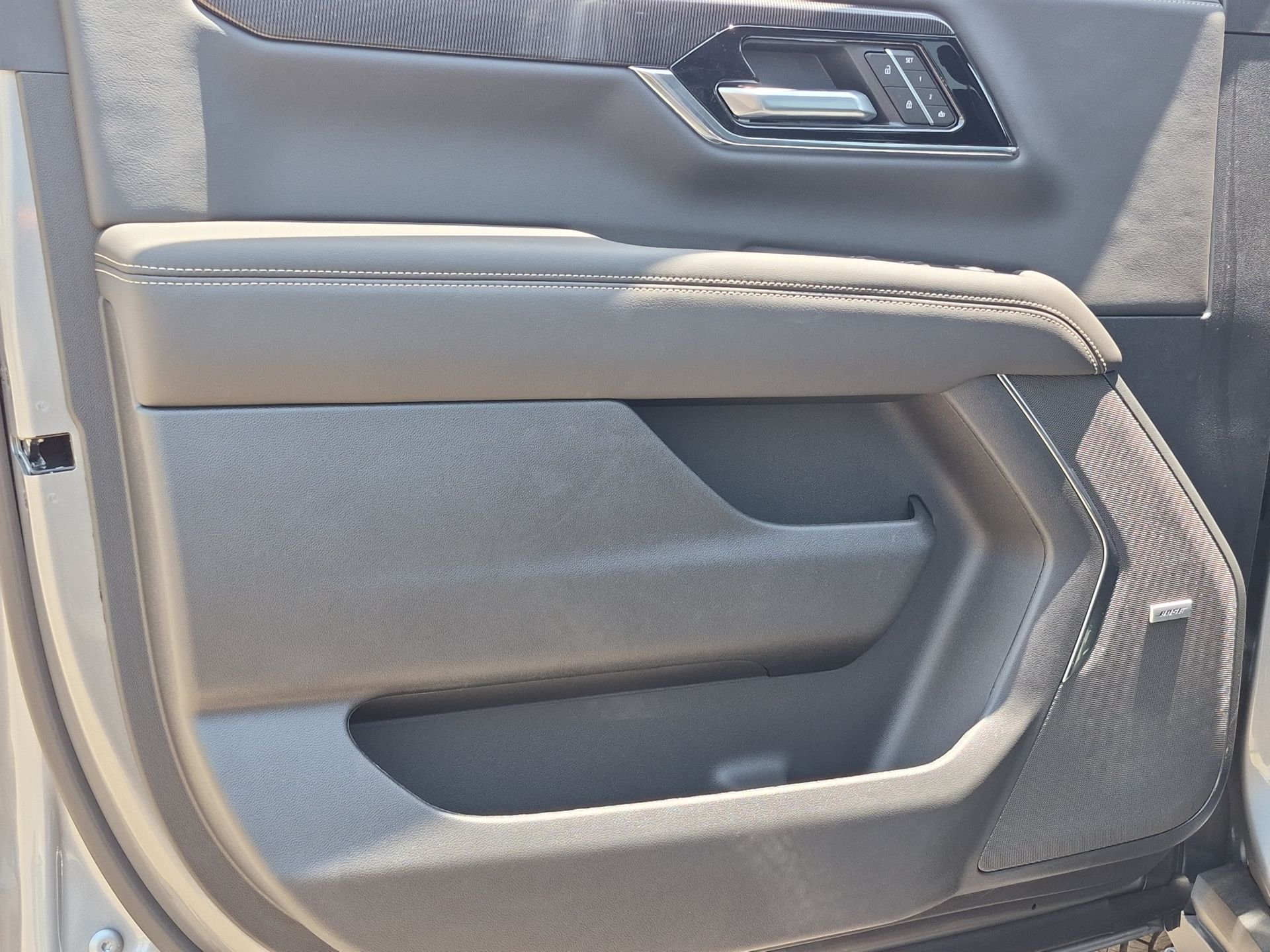 2026 GMC Yukon XL Elevation - Photo 23