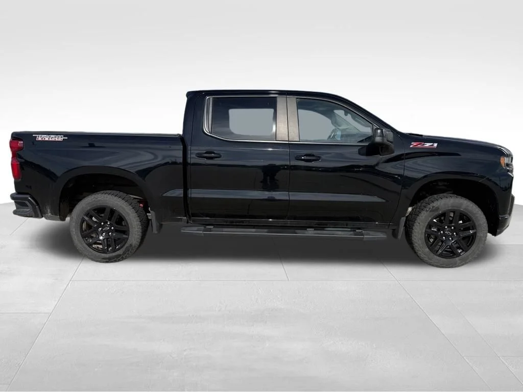 Used 2021 Black Chevrolet LT Trail Boss image 3
