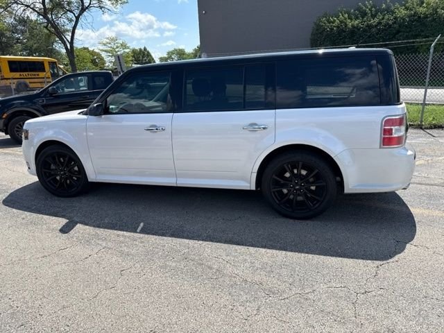 Certified Used 2019 White Platinum Tri-Coat Metallic Ford SEL image 4