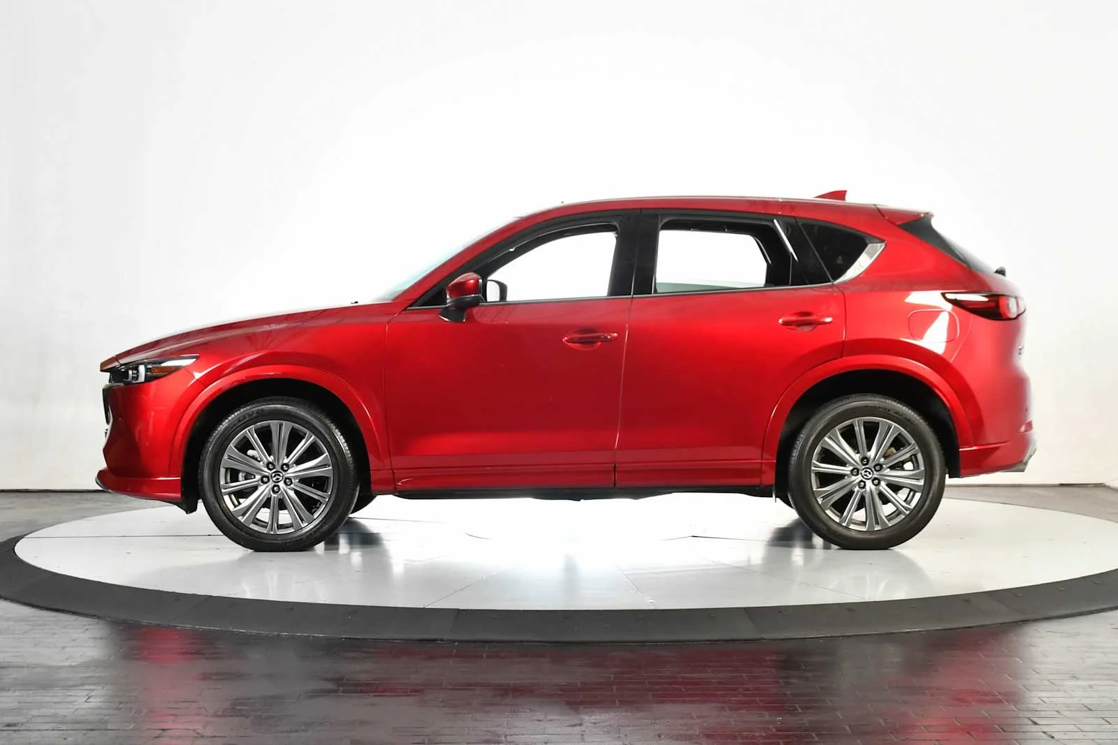 Used 2025 Soul Red Crystal Metallic Mazda 2.5 Turbo Signature image 2