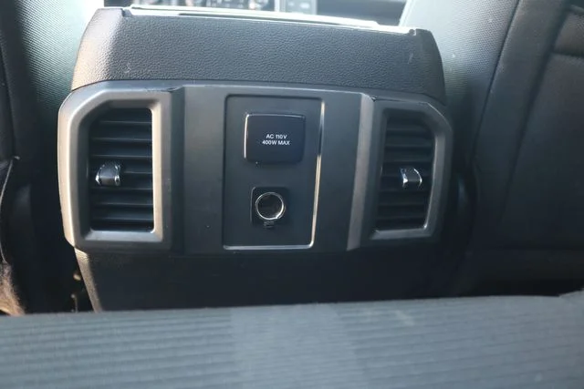 Used 2016 White Ford XLT image 21
