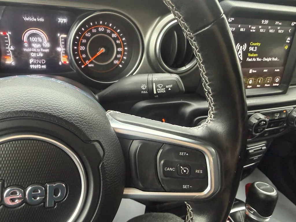 Used 2020 Green Jeep Overland image 20