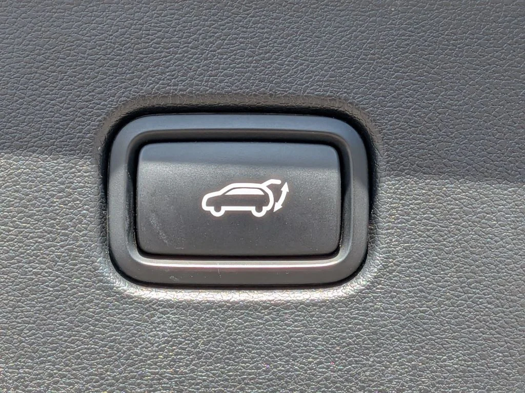 Used 2023 Blue Hyundai SEL image 28