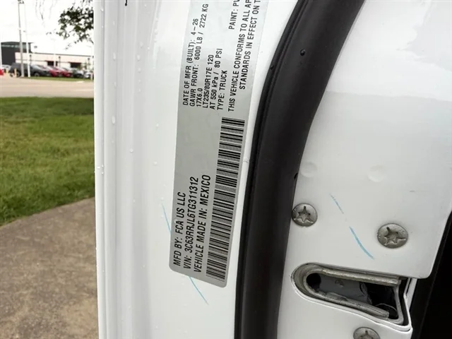 New 2026 Bright White Clear-Coat Exterior Paint RAM Laramie image 23