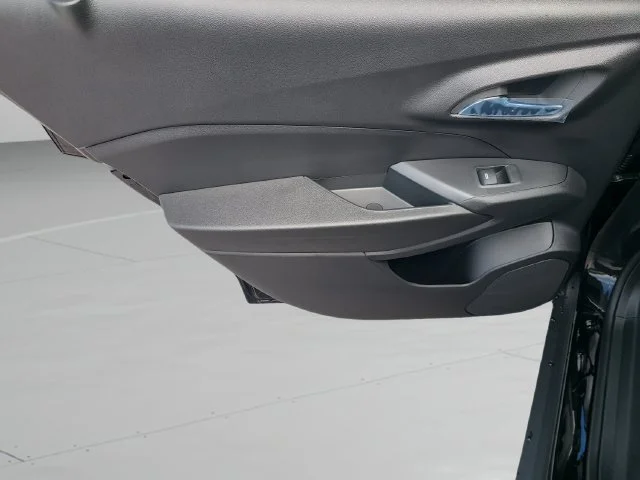 New 2026 Mosaic Black Metallic Chevrolet 1RS image 15