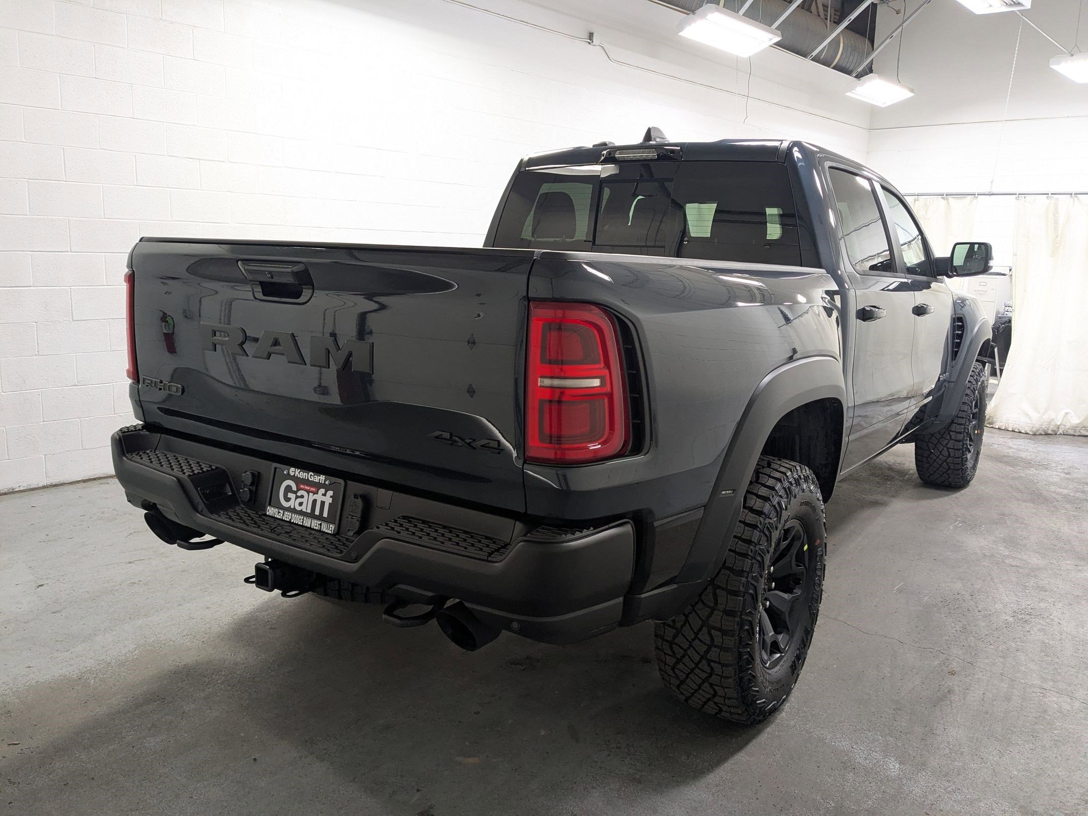 New 2026 Forged Blue Metallic Exterior Paint RAM RHO image 4