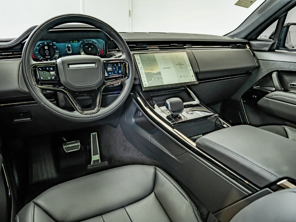 New 2026 Carpathian Gray Premium Metallic Land Rover Dynamic SE image 30