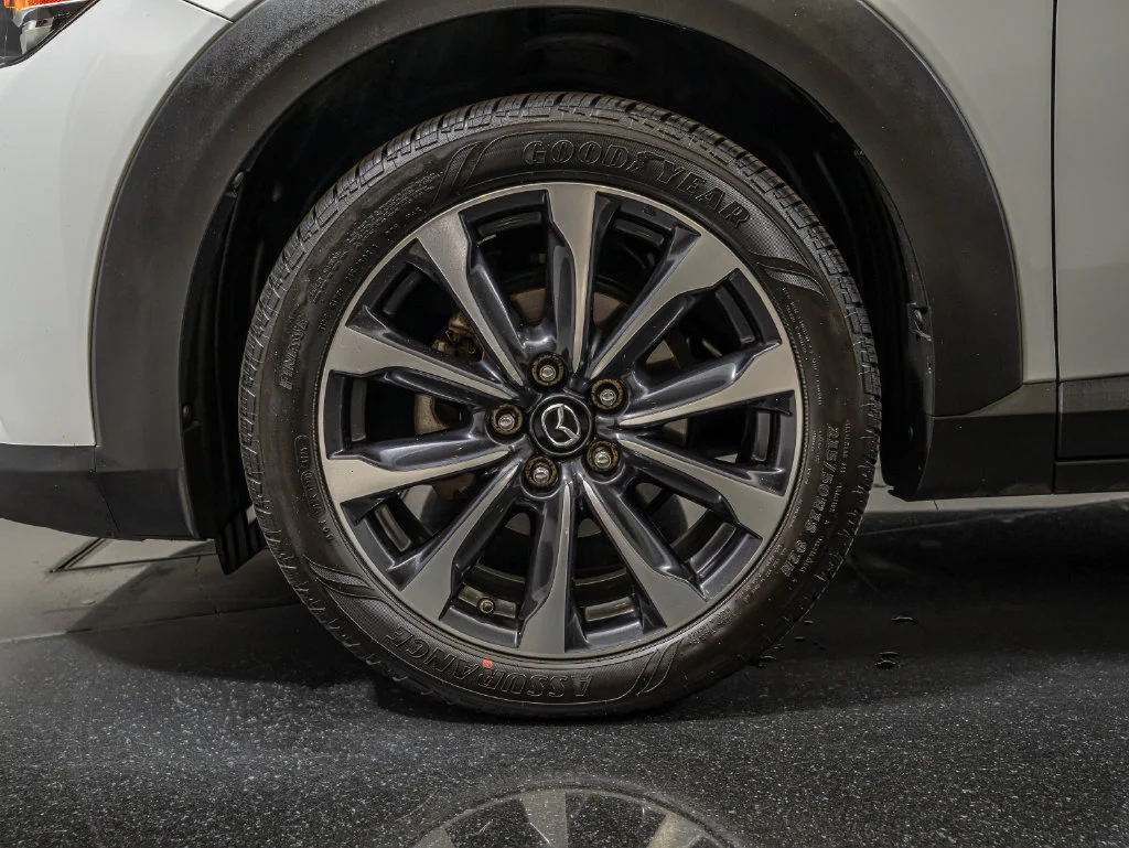 Used 2019 Ceramic Metallic Mazda Touring image 13