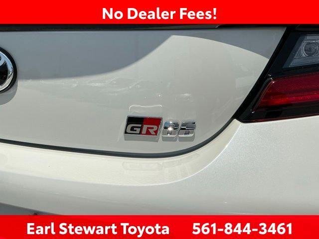 Certified Used 2025 HALO Toyota  image 47