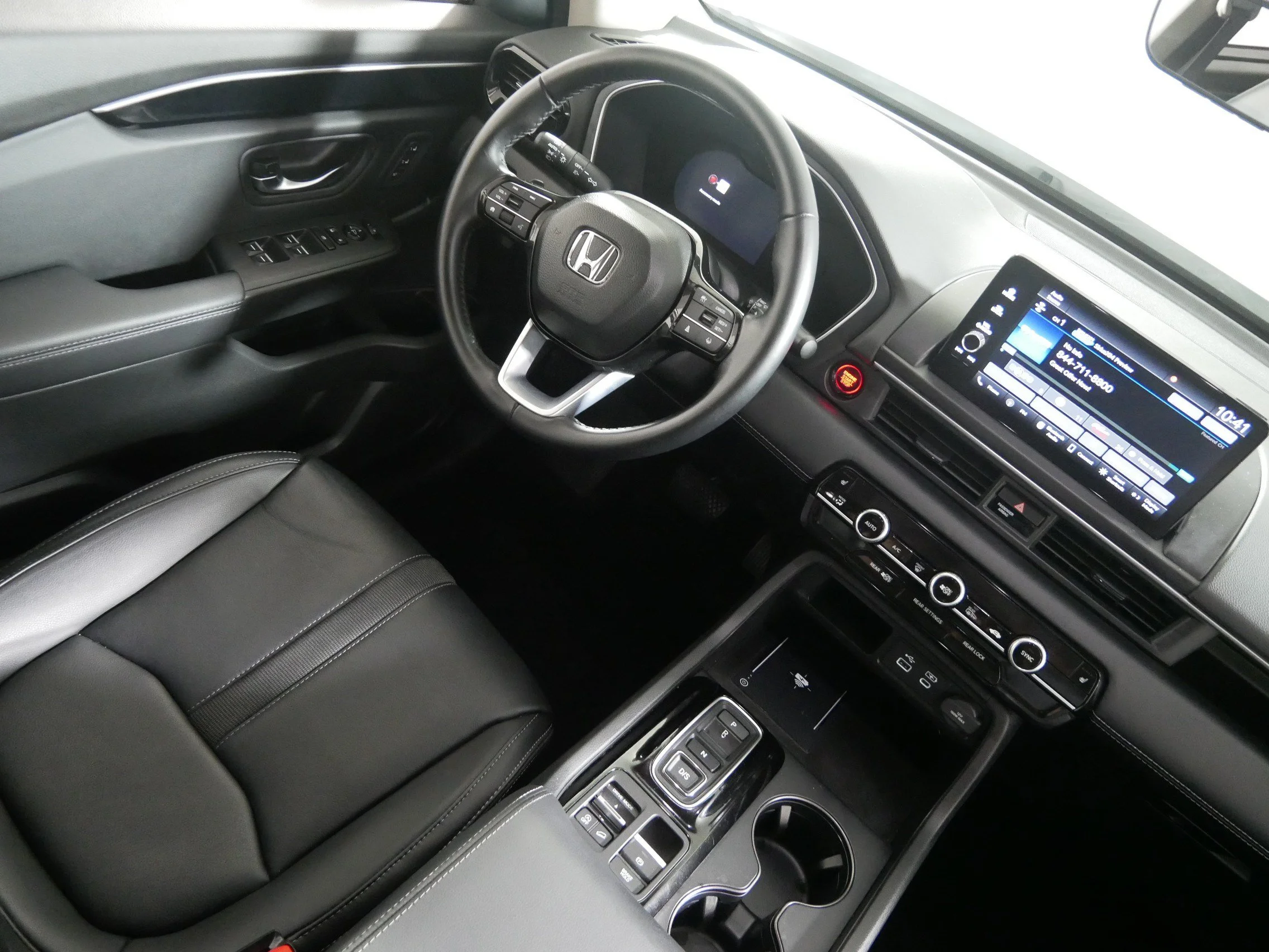 Used 2023 Platinum White Pearl Honda EX-L 8 Passenger image 9