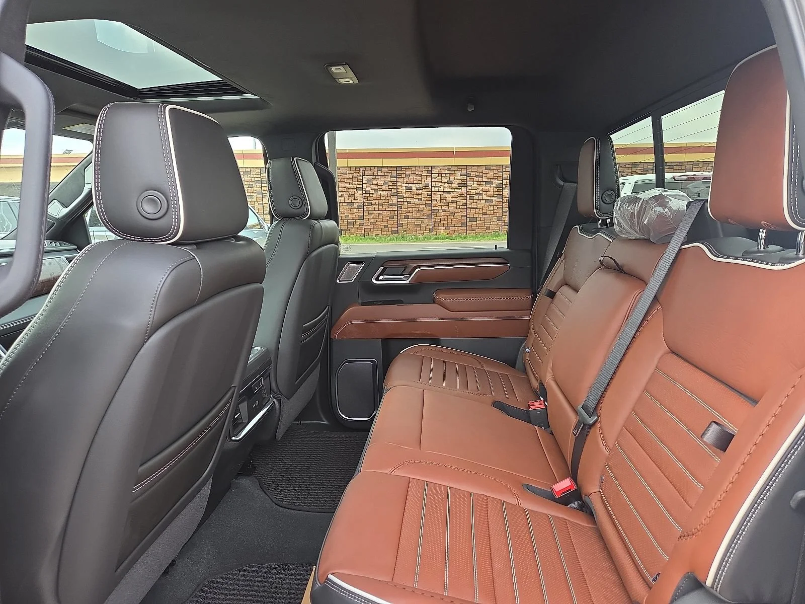 2026 GMC Sierra 2500HD Denali Ultimate - Photo 10