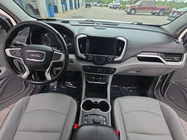 Used 2020 White GMC SLT image 10