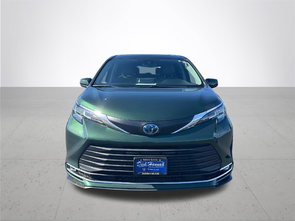 Used 2021 Cypress Toyota XLE image 3