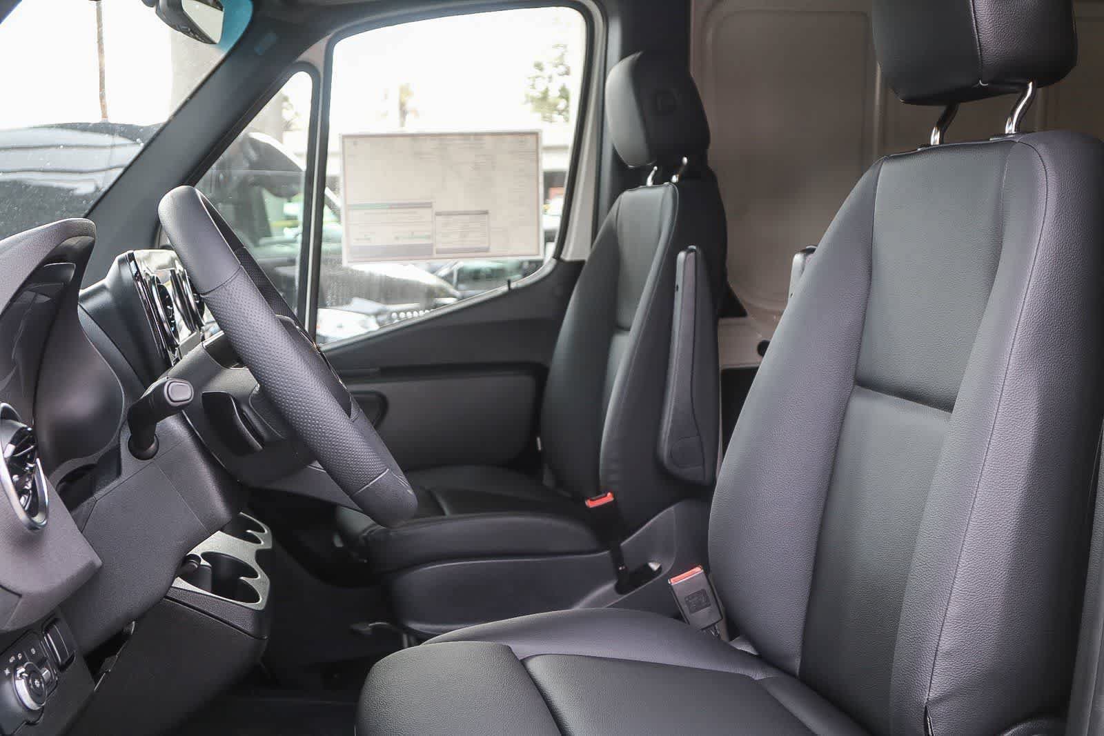 2025 Mercedes-Benz Sprinter Cargo Van Base - Photo 16